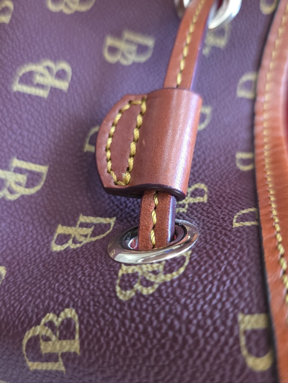 Dooney & Bourke Burgundy Monogram Y2K Logo Drawstring Shoulder Bucket Bag Luxury - Picture 7 of 16